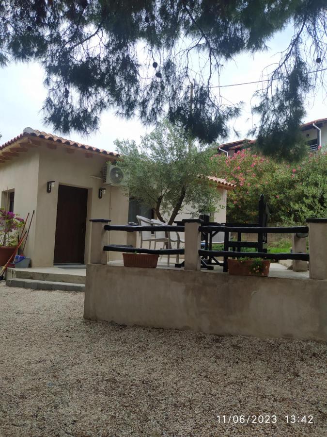 Pefkonas Apartments2 100 M From The Beach Psakoudia Exterior photo
